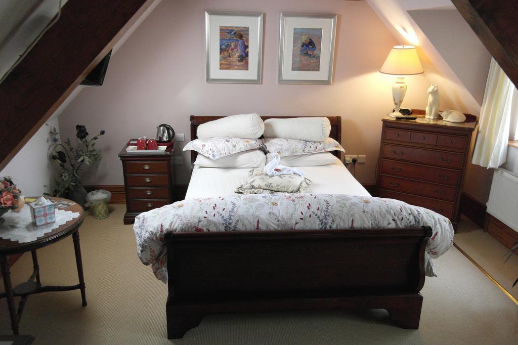 Little Red Rooster Rest Tenby Quarto foto